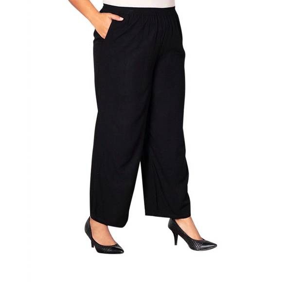 NEW ON THE PLUS SIDE essential wide leg rayon pants - plus in black